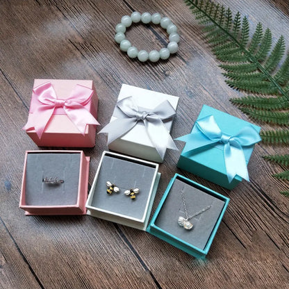 Customizable Script Name Necklace with Heart